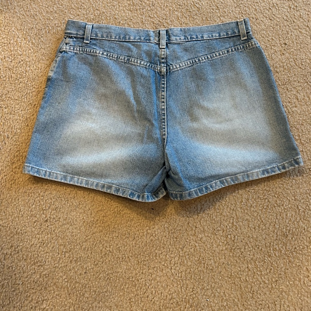 Size 12 Tommy Hilfiger Jean Shorts - Picture 5 of 5